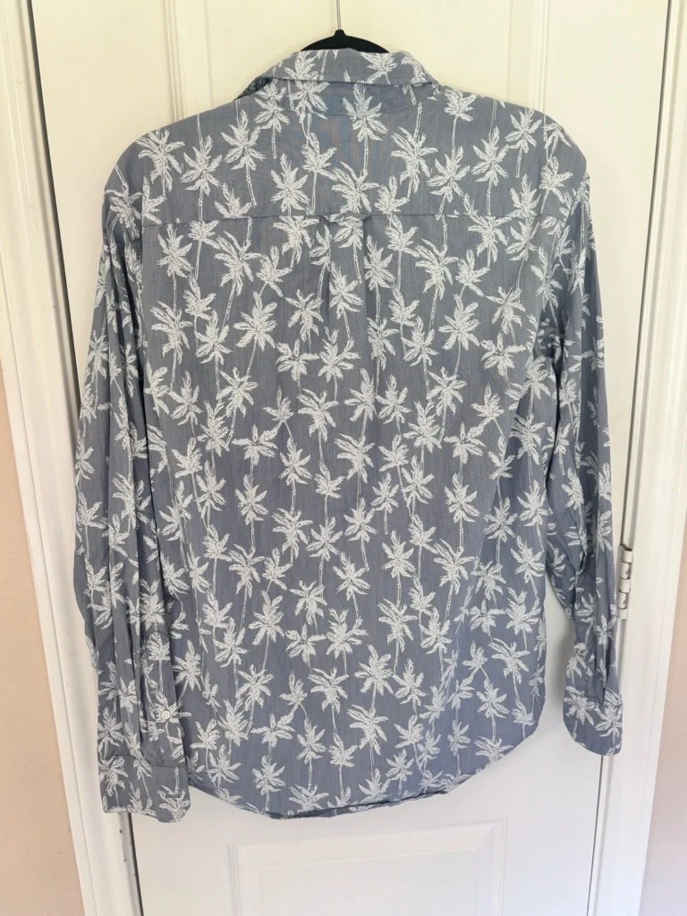 American‎ Eagle Men’s M Palm Tree Button-Up Shirt Blue & White 100% Cotton Beach